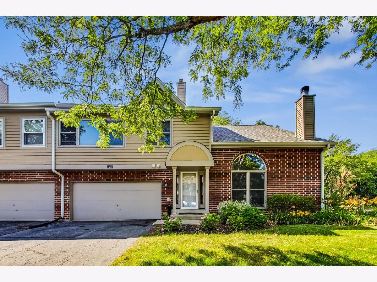Townhomes Sold Bailey Park Darien Illinois, 1503 Barrymore