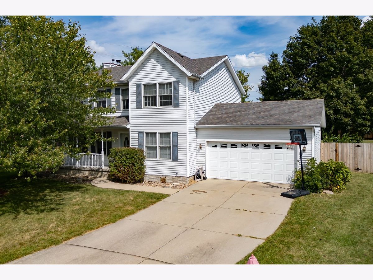 Homes & Condos & Townhomes Sold Carriage Hills Normal Illinois, 608 Carriage Hills