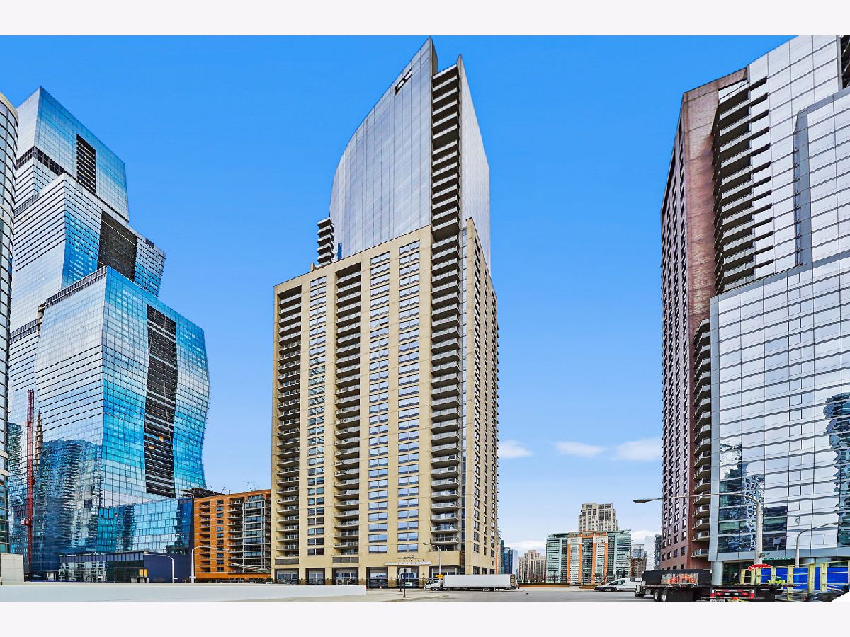 Condominiums Rented Regatta Chicago Illinois, 420 Waterside