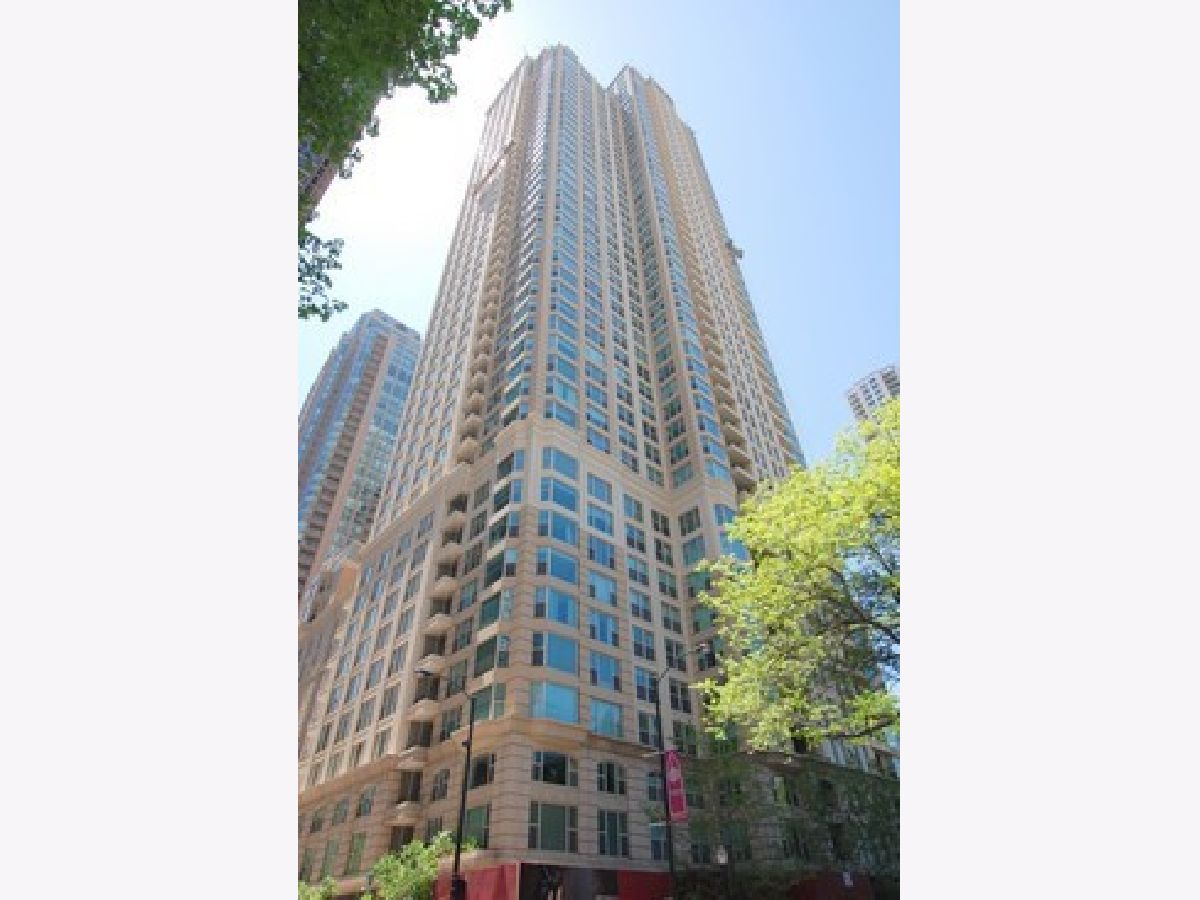 Condos & Townhomes Sold Fordham Chicago Illinois, 25 Superior