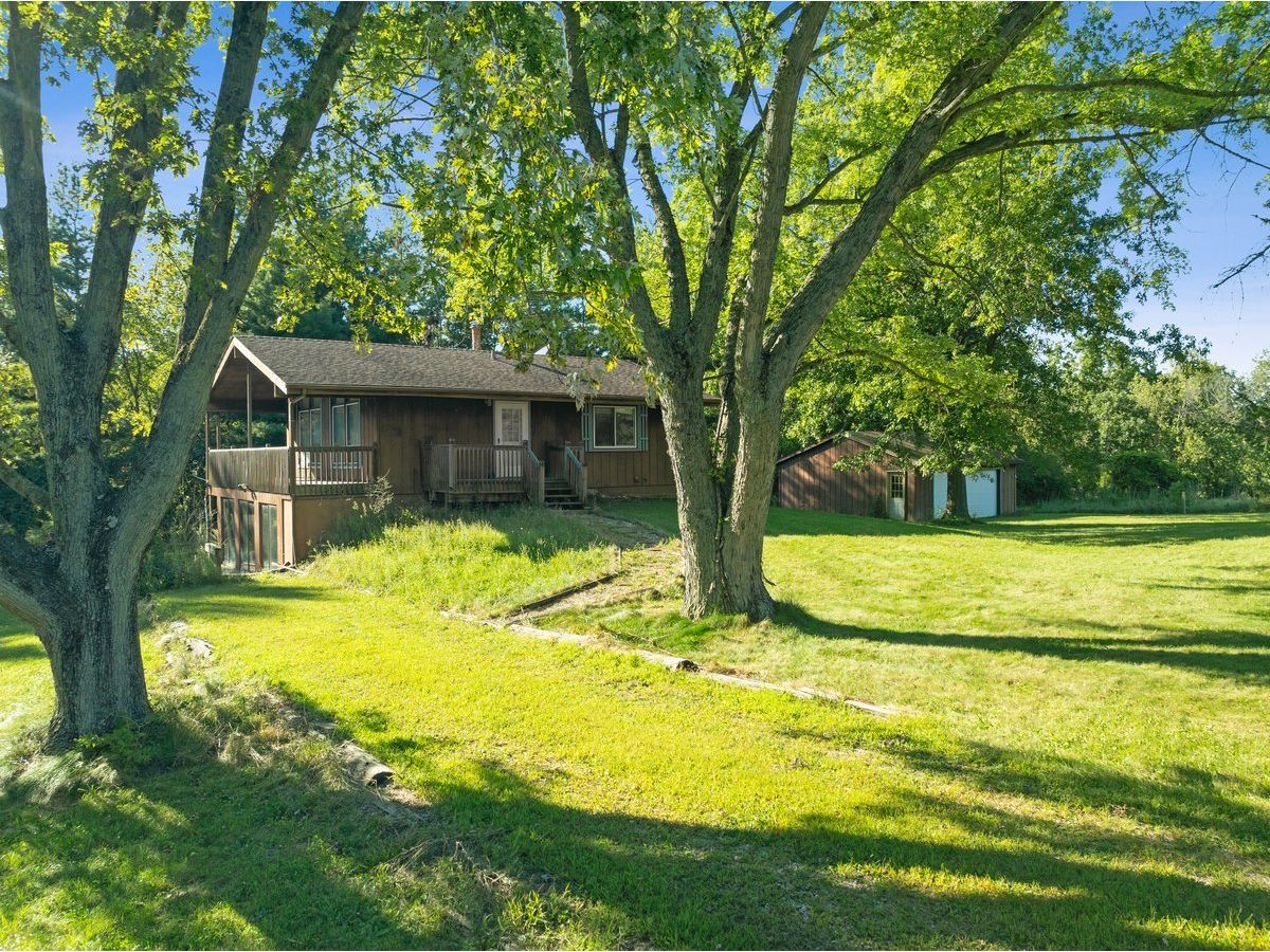  Sold Secor Illinois, 1982 Deer Meadows