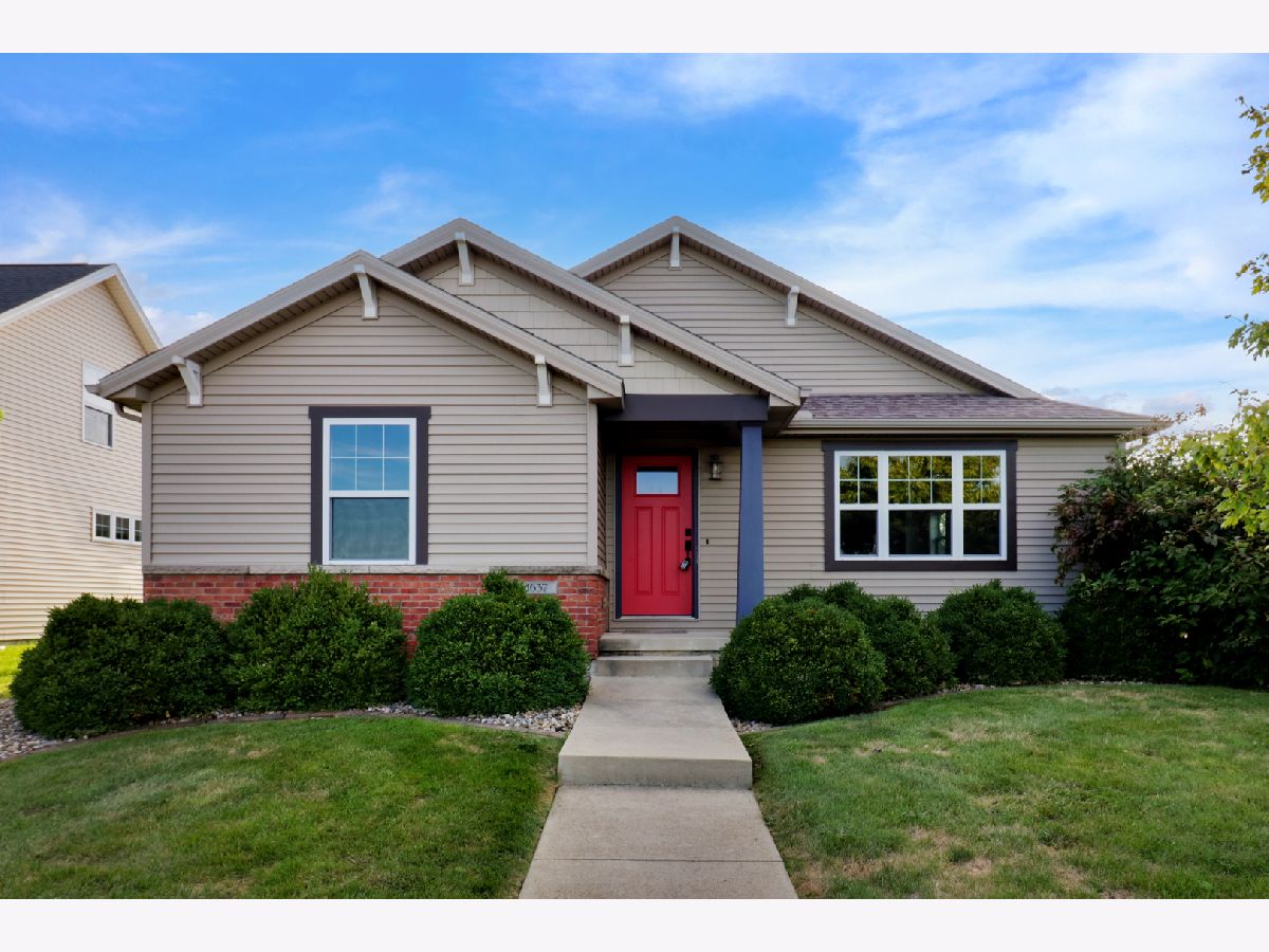 Homes & Condos & Townhomes Sold Kelley Glen Normal Illinois, 1637 Duncannon