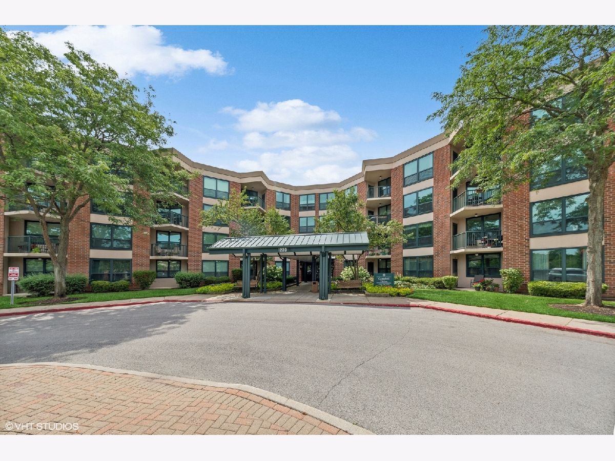 Condominiums Sold Luther Village Arlington Heights Illinois, 1220 Village