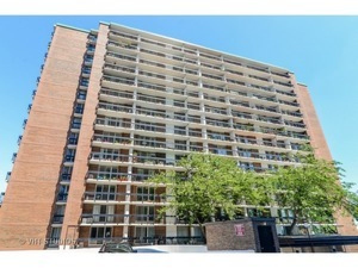 Condominiums Sold Thorndale Beach Chicago Illinois, 5901 Sheridan