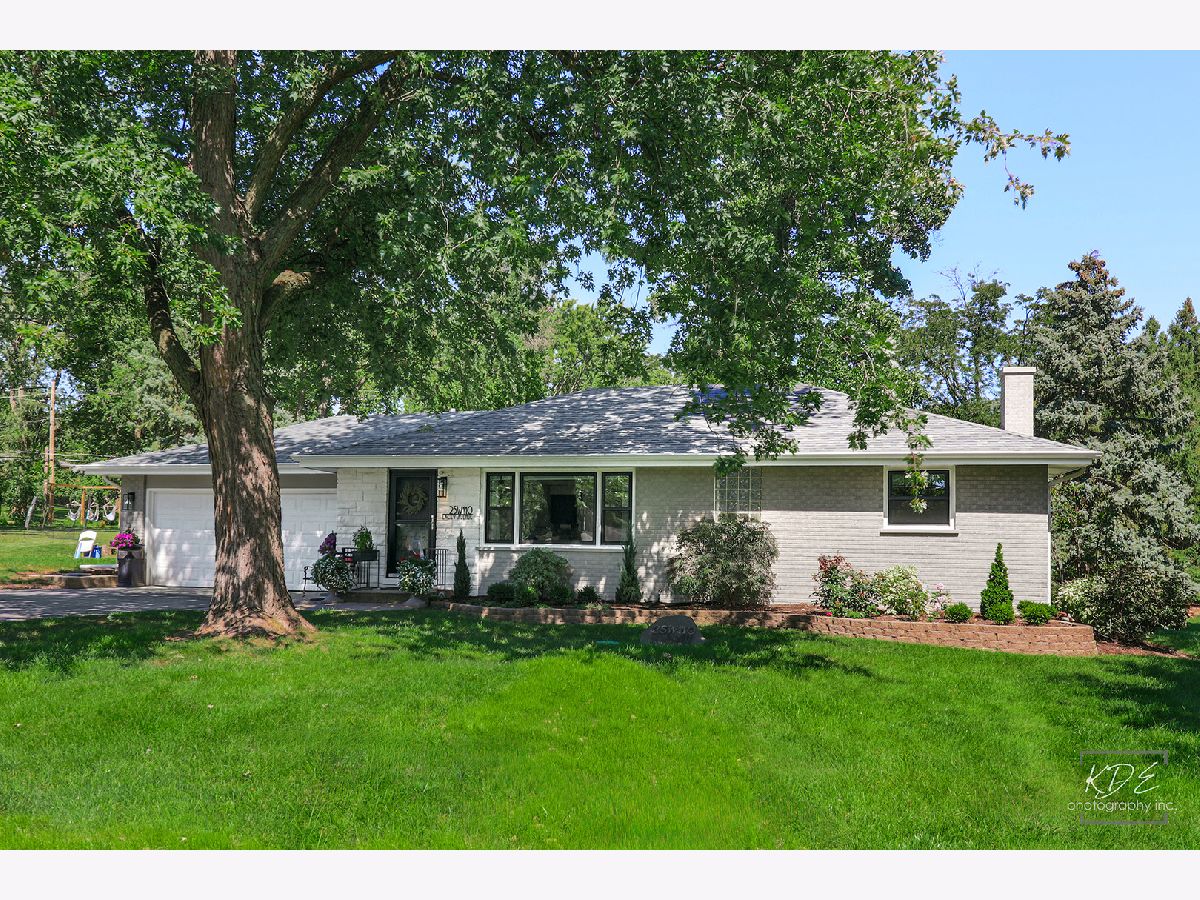 Homes Sold Naperville Country Estates Naperville Illinois, 25W110 Lacey