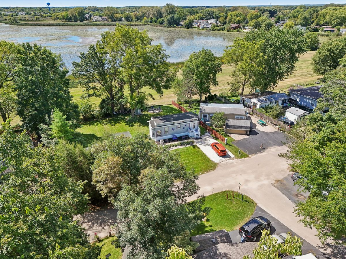 Homes Sold Ports Of Sullivan Lakemoor Illinois, 44 Beacon Bay