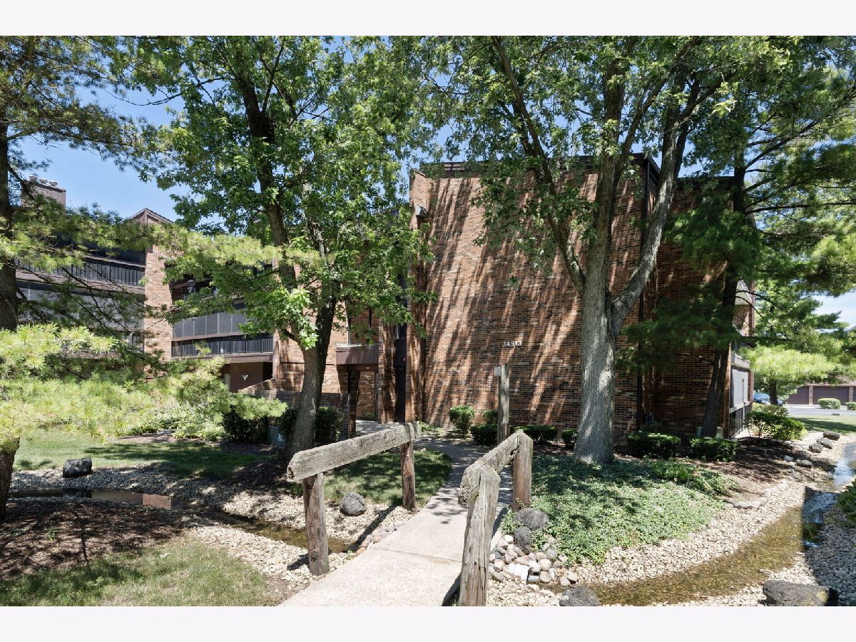 Condominiums Sold Scarborough Fare Oak Forest Illinois, 14513 Sussex