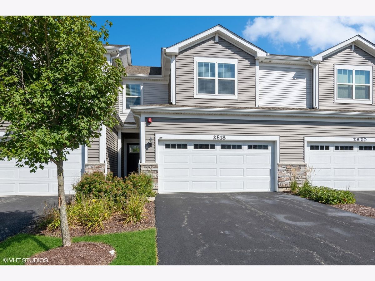 Condos & Townhomes Sold The Crossings Of Mundelein Mundelein Illinois, 2818 Kessler