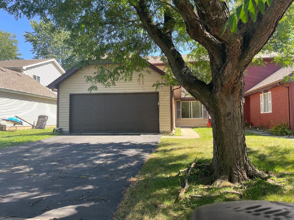 Homes & Townhomes Rented Georgetown Aurora Illinois, 1151 Brockton