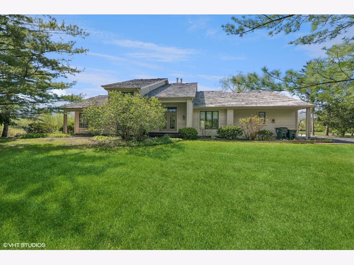 Rented Green Oaks Illinois, 15020 King