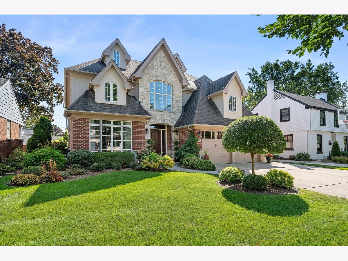 Homes Sold College View Elmhurst Illinois, 163 Berkley