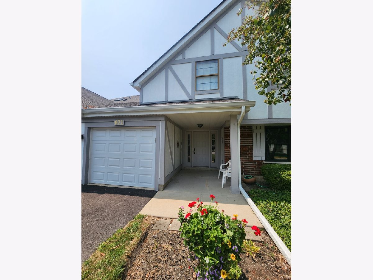 Condos & Townhomes Sold Elizabeth Park Wood Dale Illinois, 671 Catherine