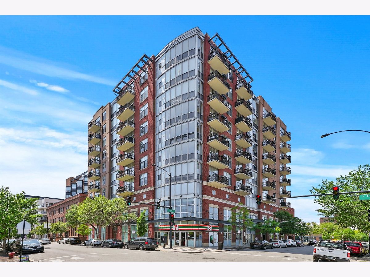 Condominiums Sold Promenade Chicago Illinois, 1201 Adams