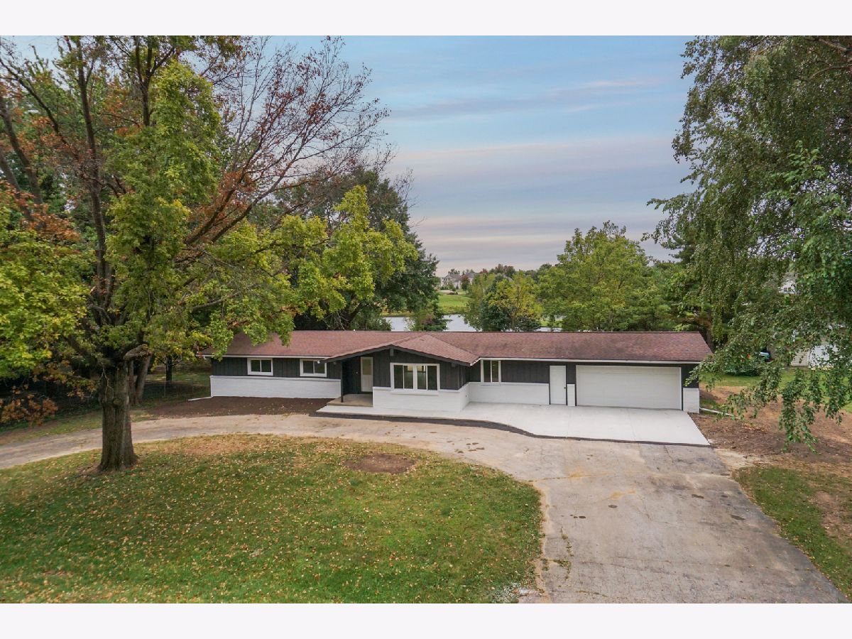 Homes Sold Tanglewood Bloomington Illinois, 19779 Oakwood