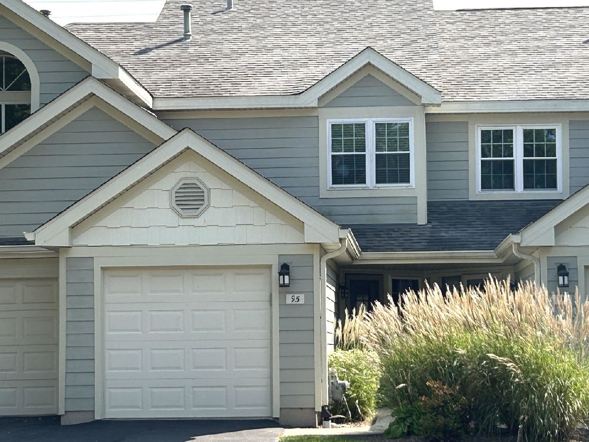 Townhomes & Condos Sold Hamilton Creek Palatine Illinois, 95 Hamilton