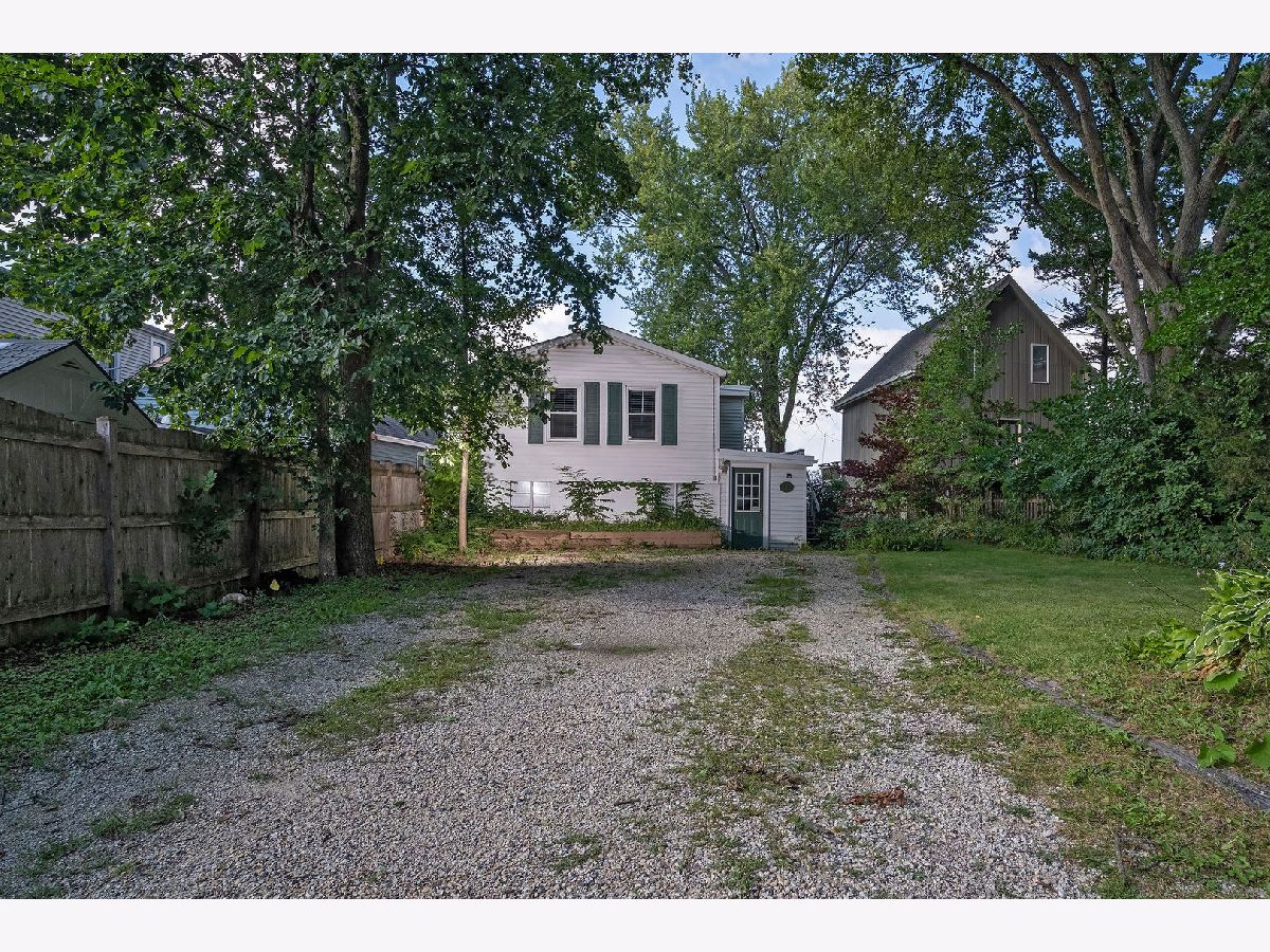 Homes Rented Brophy Farm Fox Lake Illinois, 1 Maple