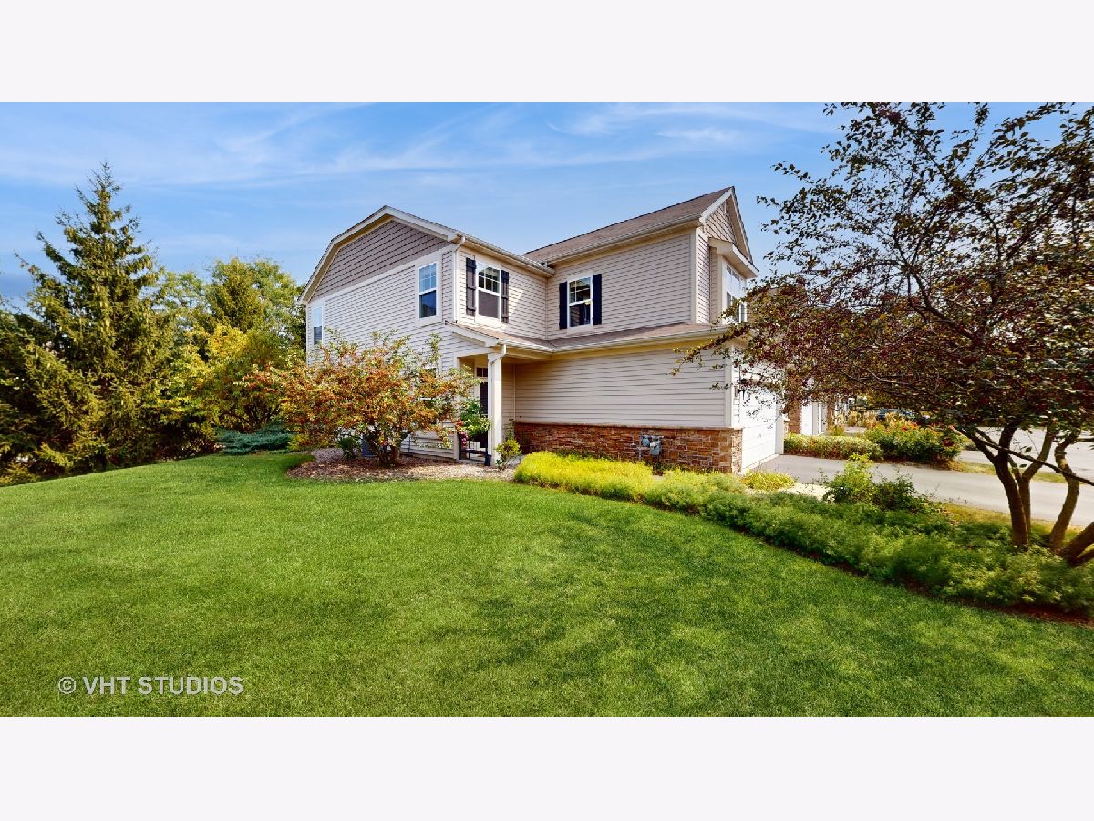 Townhomes & Homes Sold Saddle Ridge St Charles Illinois, 6N335 Whitmore