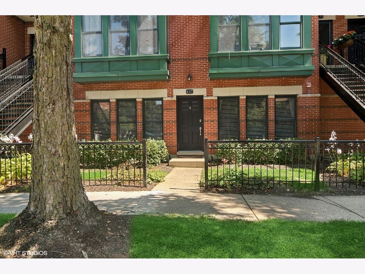 Townhomes Sold Palatine Station Palatine Illinois, 137 Rose