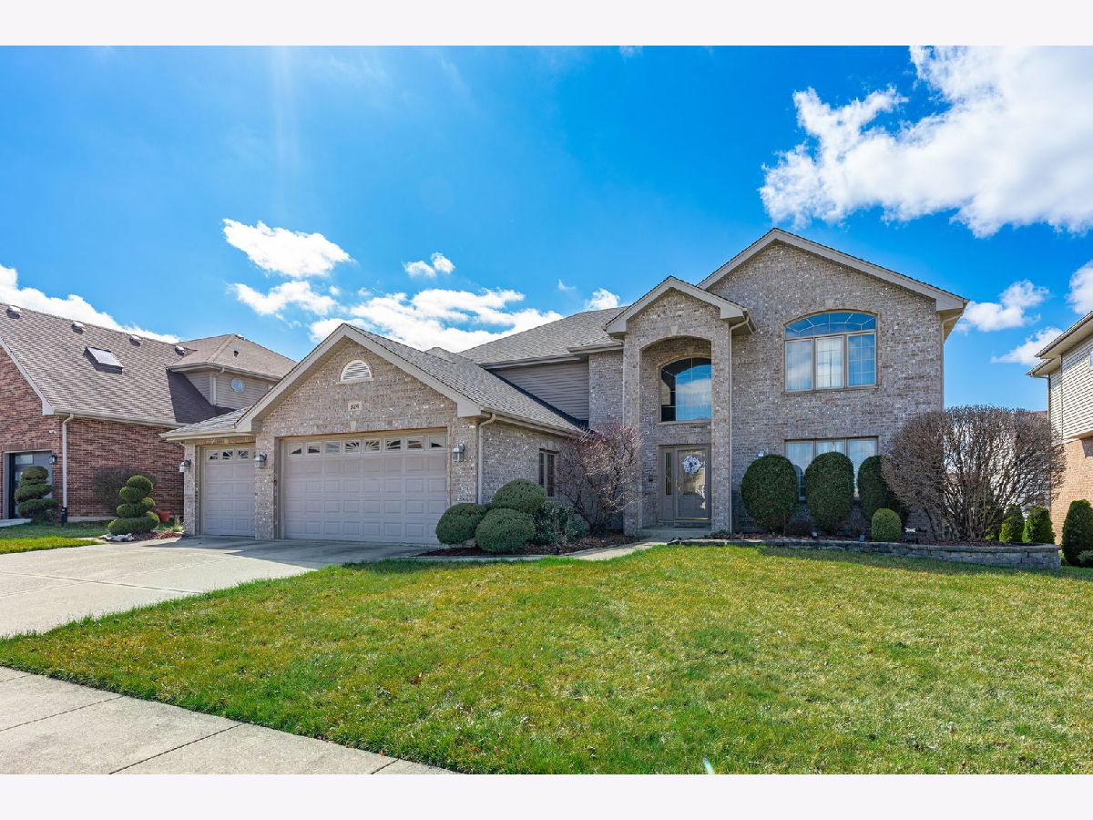 Homes Sold Newbury Estates Matteson Illinois, 924 Donnington