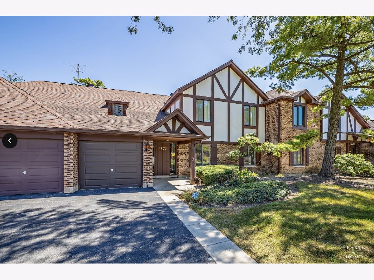 Condos & Townhomes Sold Briarcliffe Lakes Wheaton Illinois, 1775 Gloucester