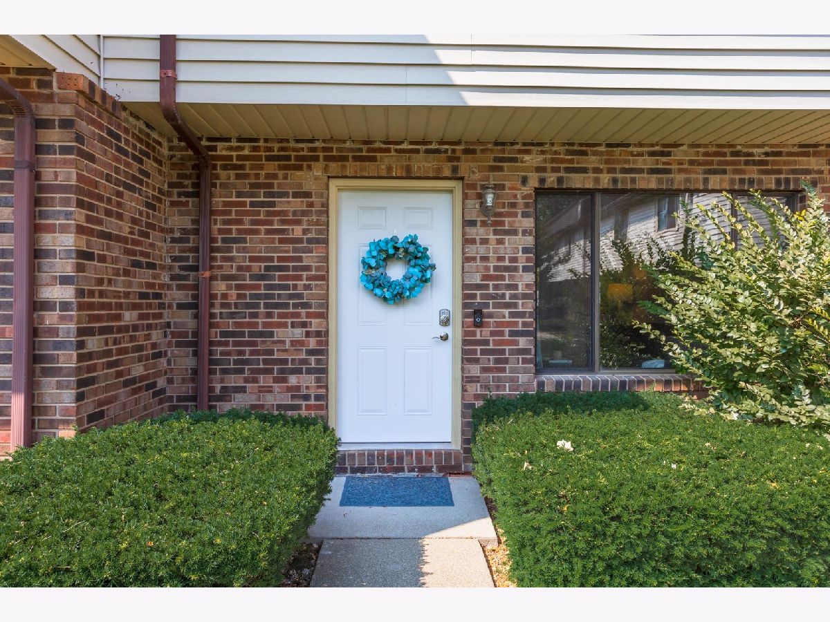 Condos & Townhomes Sold Vernon Crossing Normal Illinois, 1405 Vernon