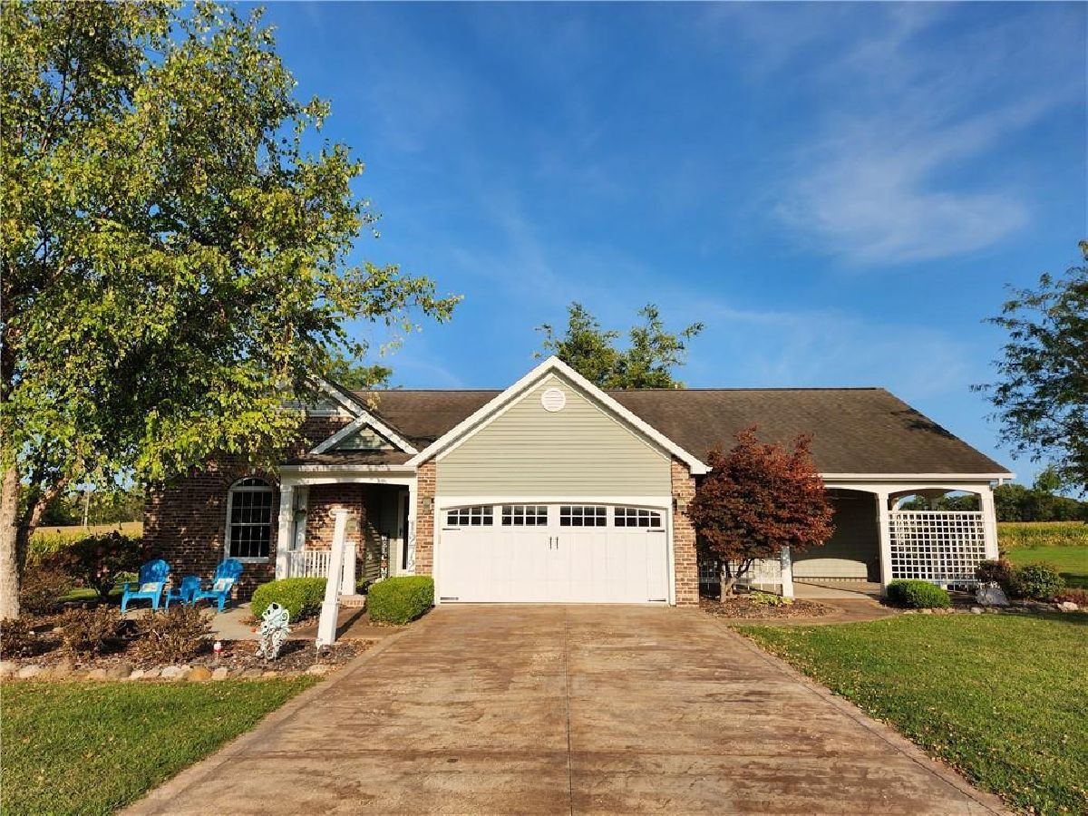  Sold Shelbyville Illinois, 1272 County Highway 6