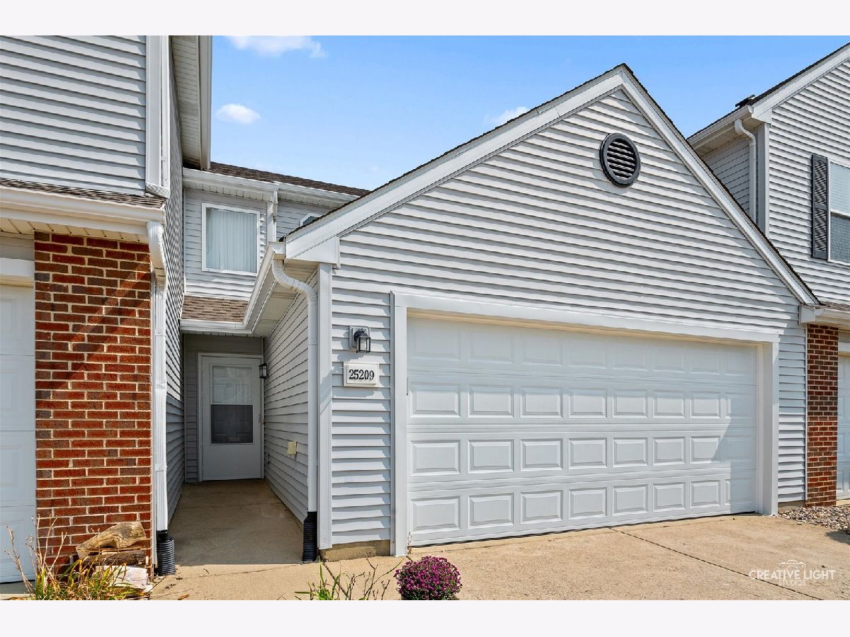 Townhomes & Homes Sold Leighlinbridge Manhattan Illinois, 25209 Faraday