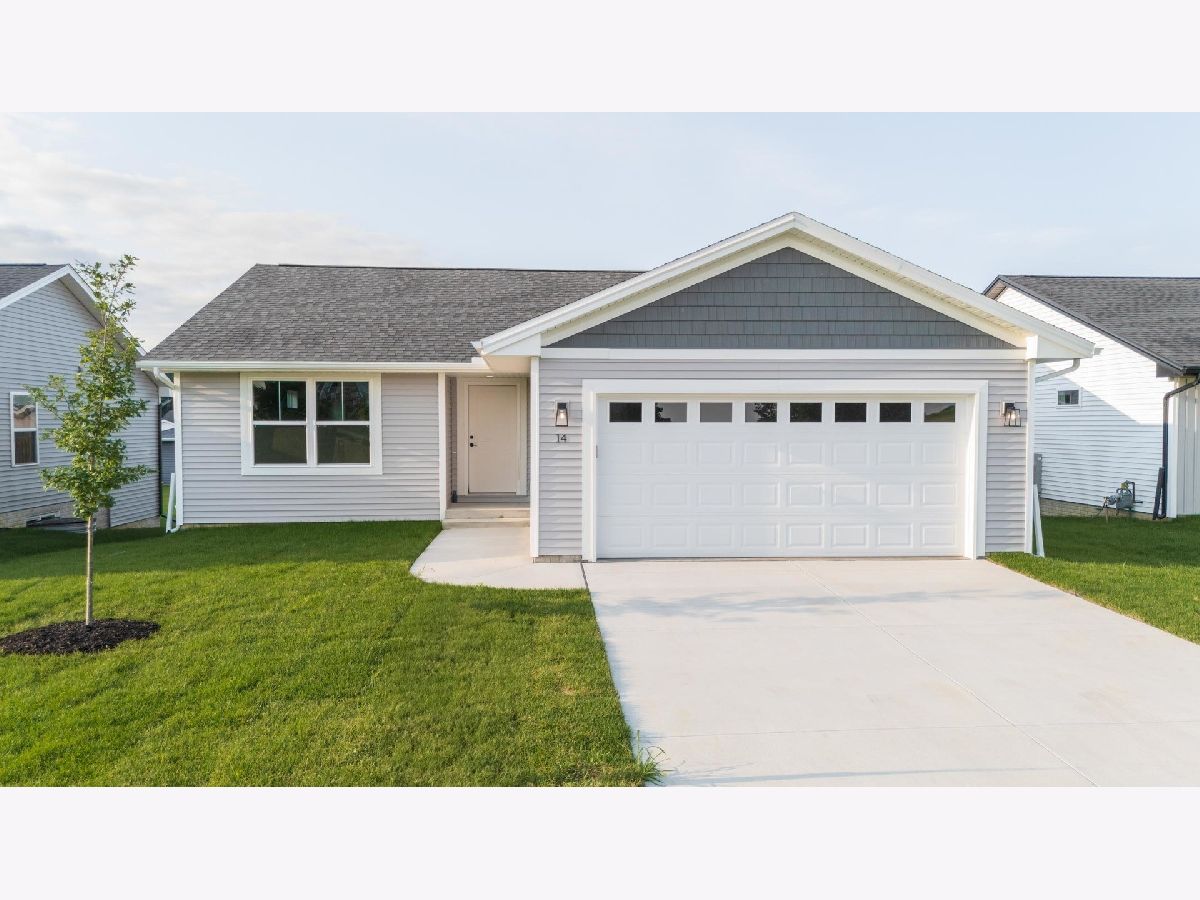 Homes & Condos & Townhomes Sold Fox Creek Village Bloomington Illinois, 20 Misty