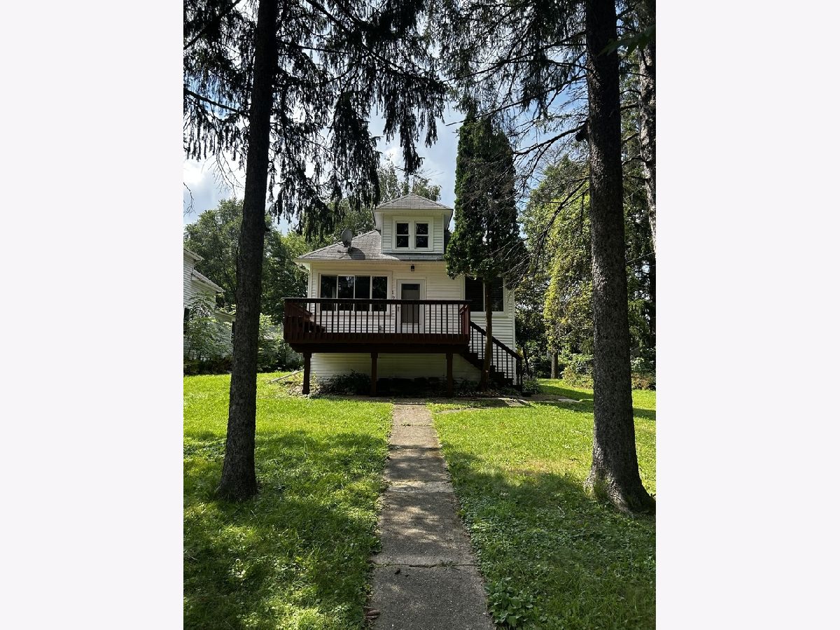  Rented Fox River Grove Illinois, 110 Harding