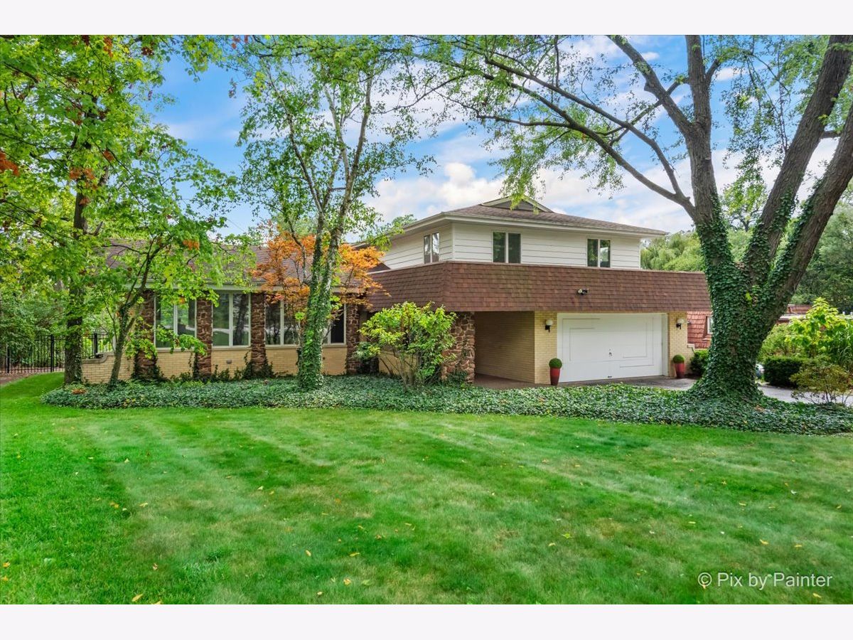 Homes Sold Glen Ellyn Woods Glen Ellyn Illinois, 23W101 Kings
