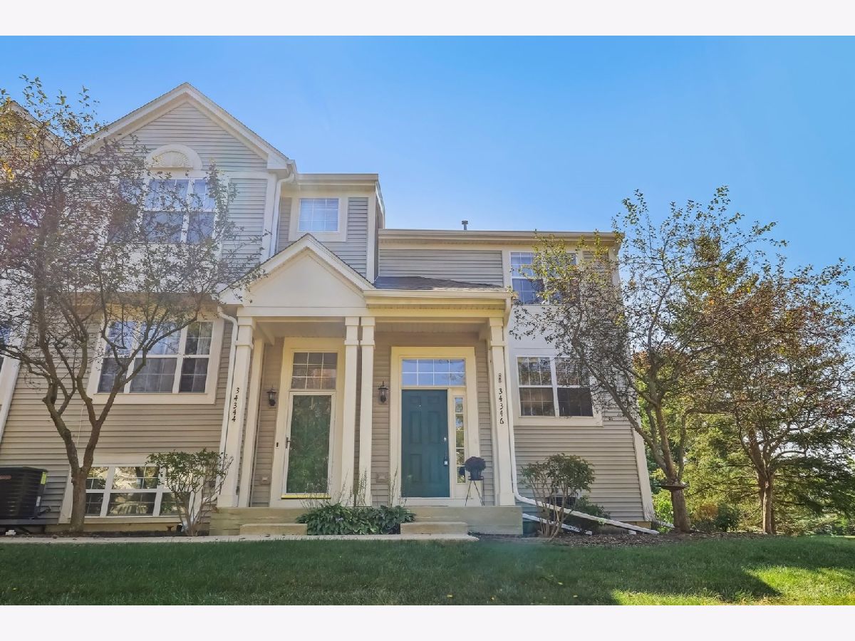 Homes & Townhomes & Condos Sold Prairie Pointe Round Lake Illinois, 34346 Barberry