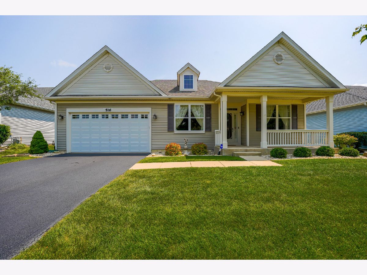 Homes & Condos & Townhomes Sold Steeplechase Oswego Illinois, 516 Homeview