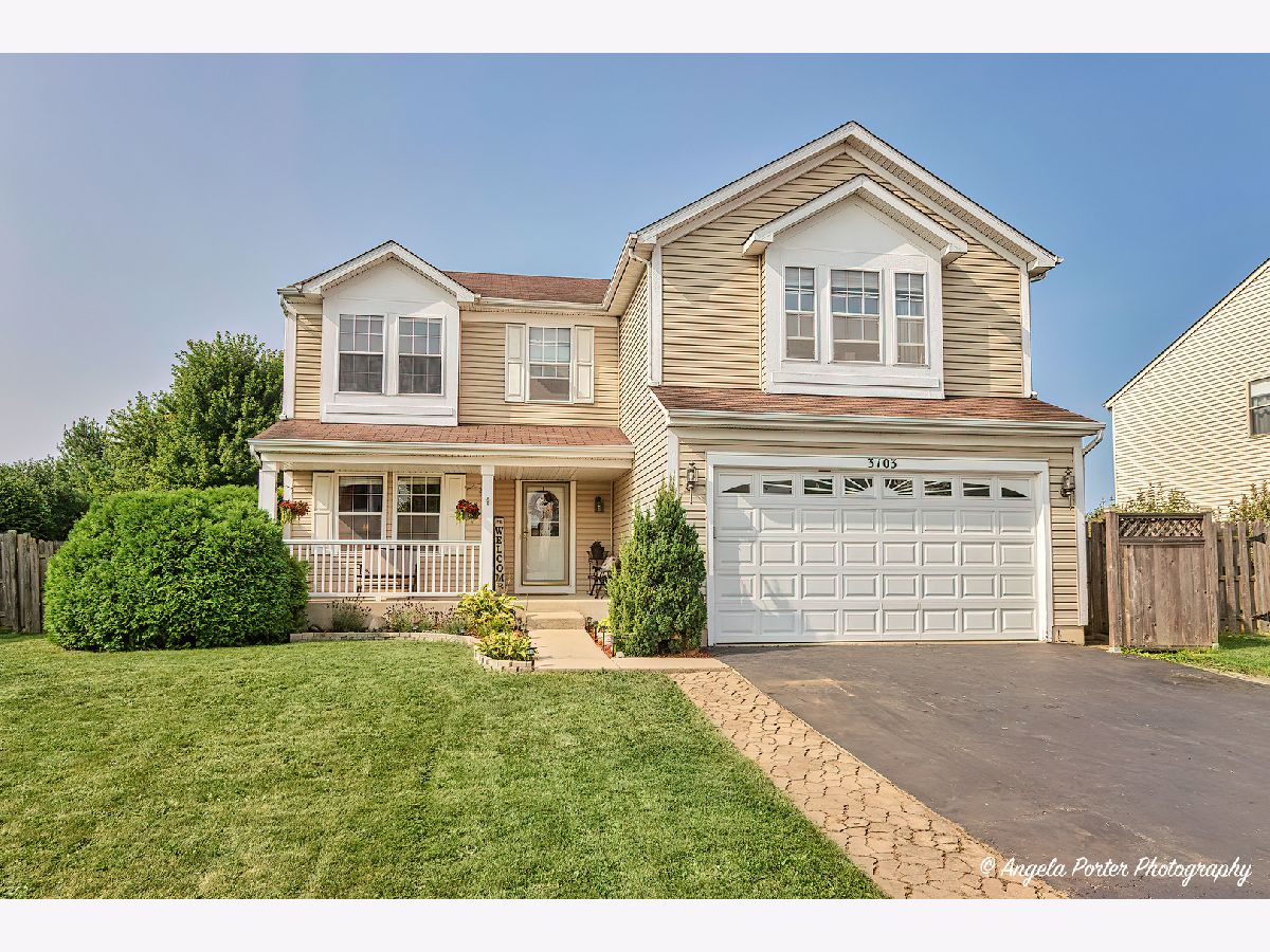 Homes Sold Woods Creek Wonder Lake Illinois, 3103 Brookside