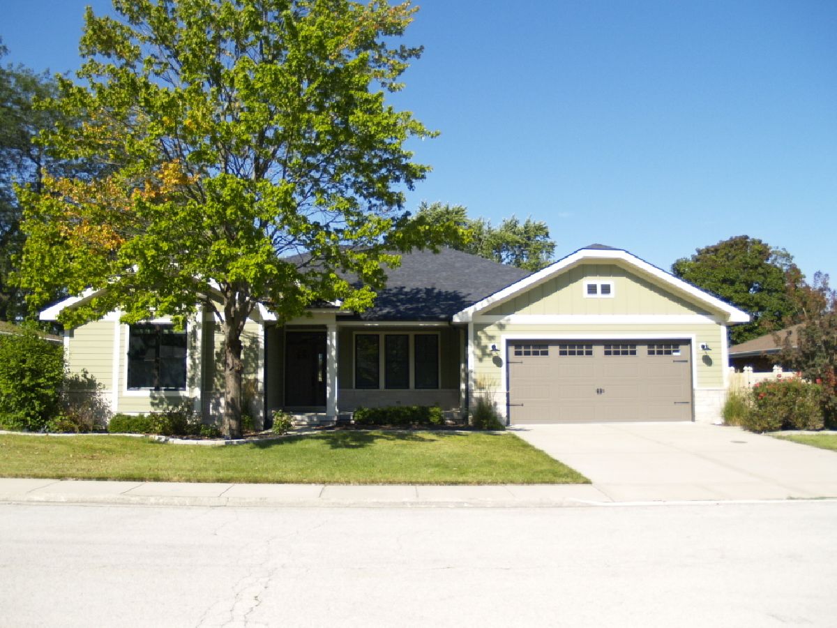  Rented Manteno Illinois, 549 Louise