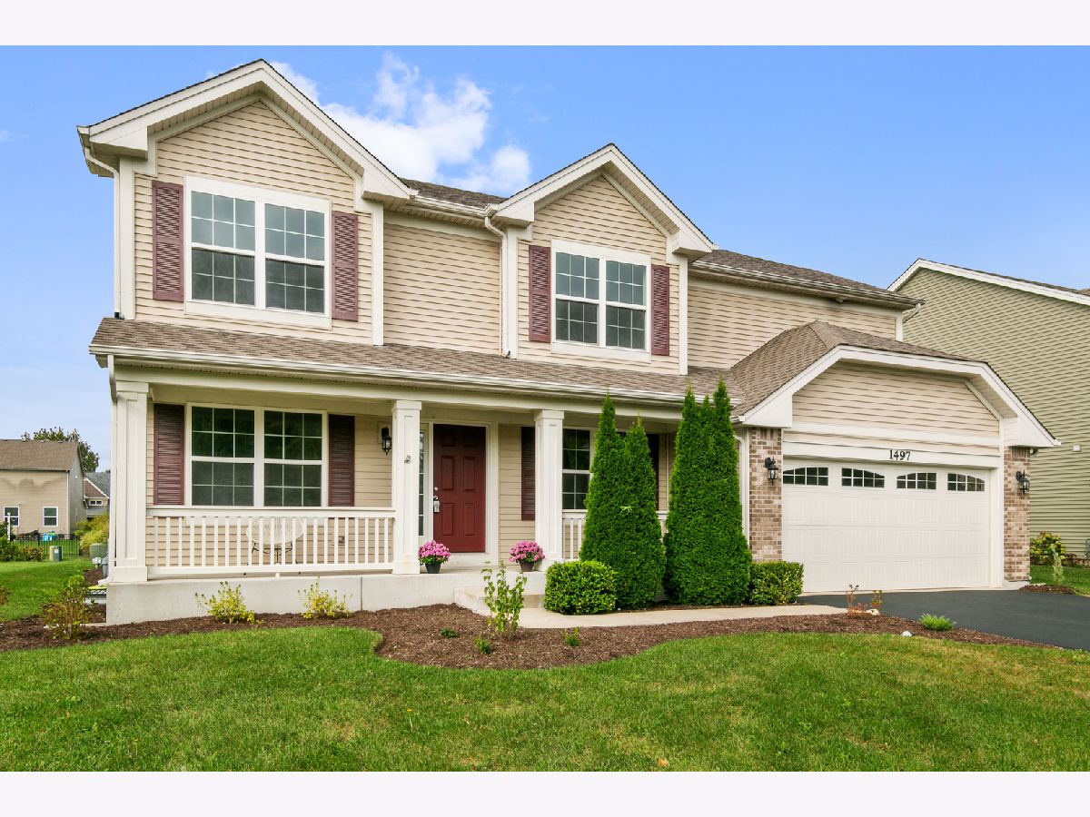 Homes Sold Windstone Place North Aurora Illinois, 1497 Hearthstone