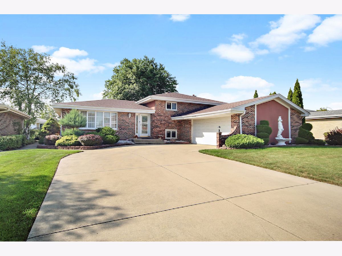 Homes Sold Green Ridge Addison Illinois, 1557 Mulloy