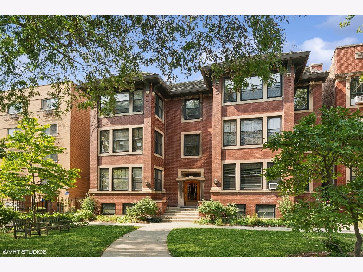 Condominiums & Homes Sold East View Park Chicago Illinois, 5450 East View Park