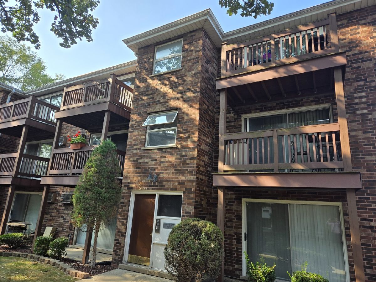 Condominiums Sold Oak Grove Midlothian Illinois, 14730 Ketelaar