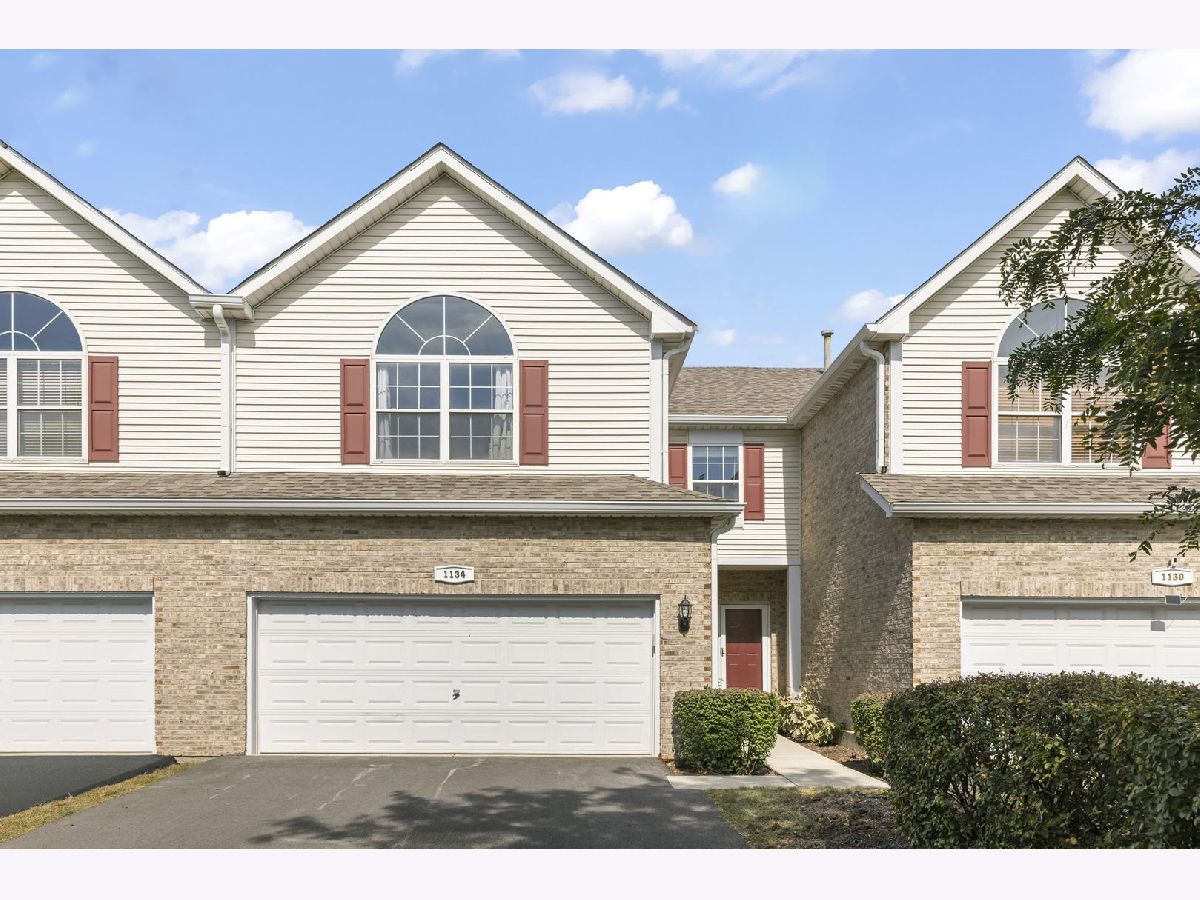 Townhomes Sold Lily Field Bolingbrook Illinois, 1134 Lily Field