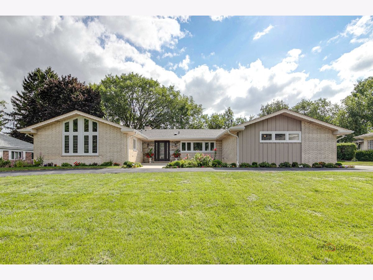 Homes Sold Plum Grove Estates Palatine Illinois, 2285 Longacres