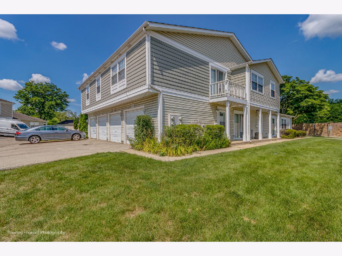 Townhomes & Condos Rented Cedar Run Wheeling Illinois, 1234 Elder