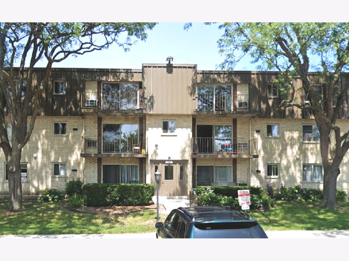 Condominiums Sold Fairway Greens Wheeling Illinois, 563 Fairway View