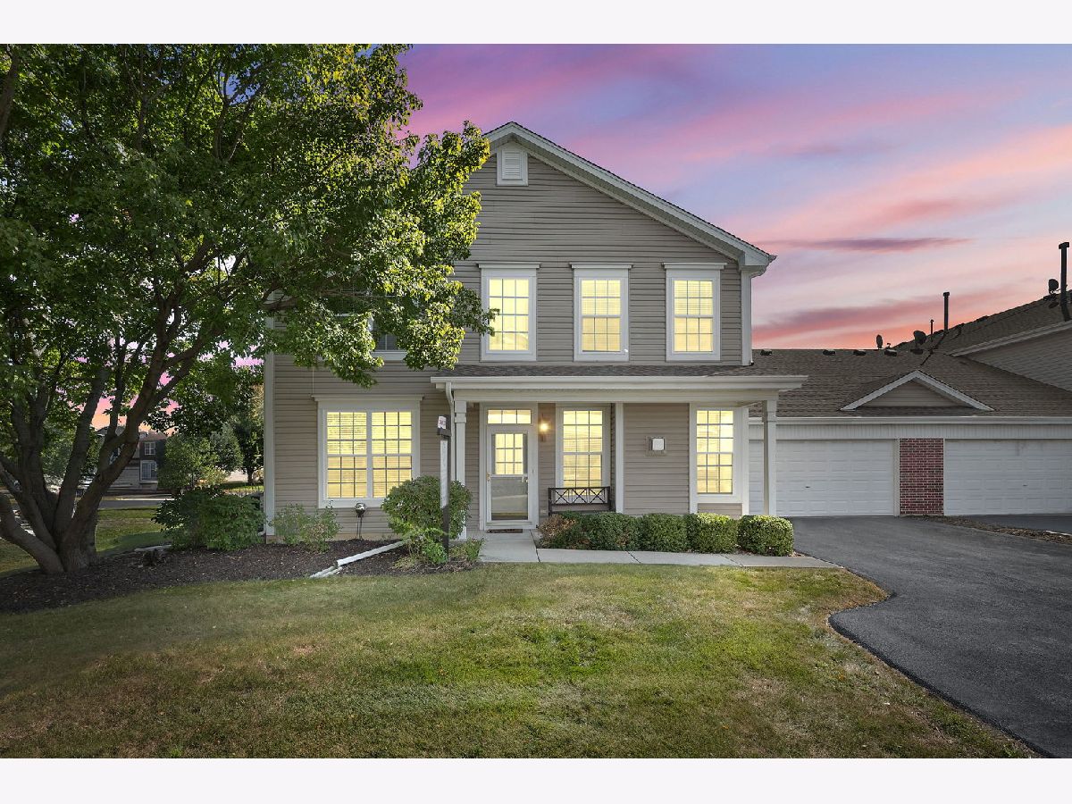 Townhomes & Condos & Homes Sold Windsor Pointe Sugar Grove Illinois, 180 Park