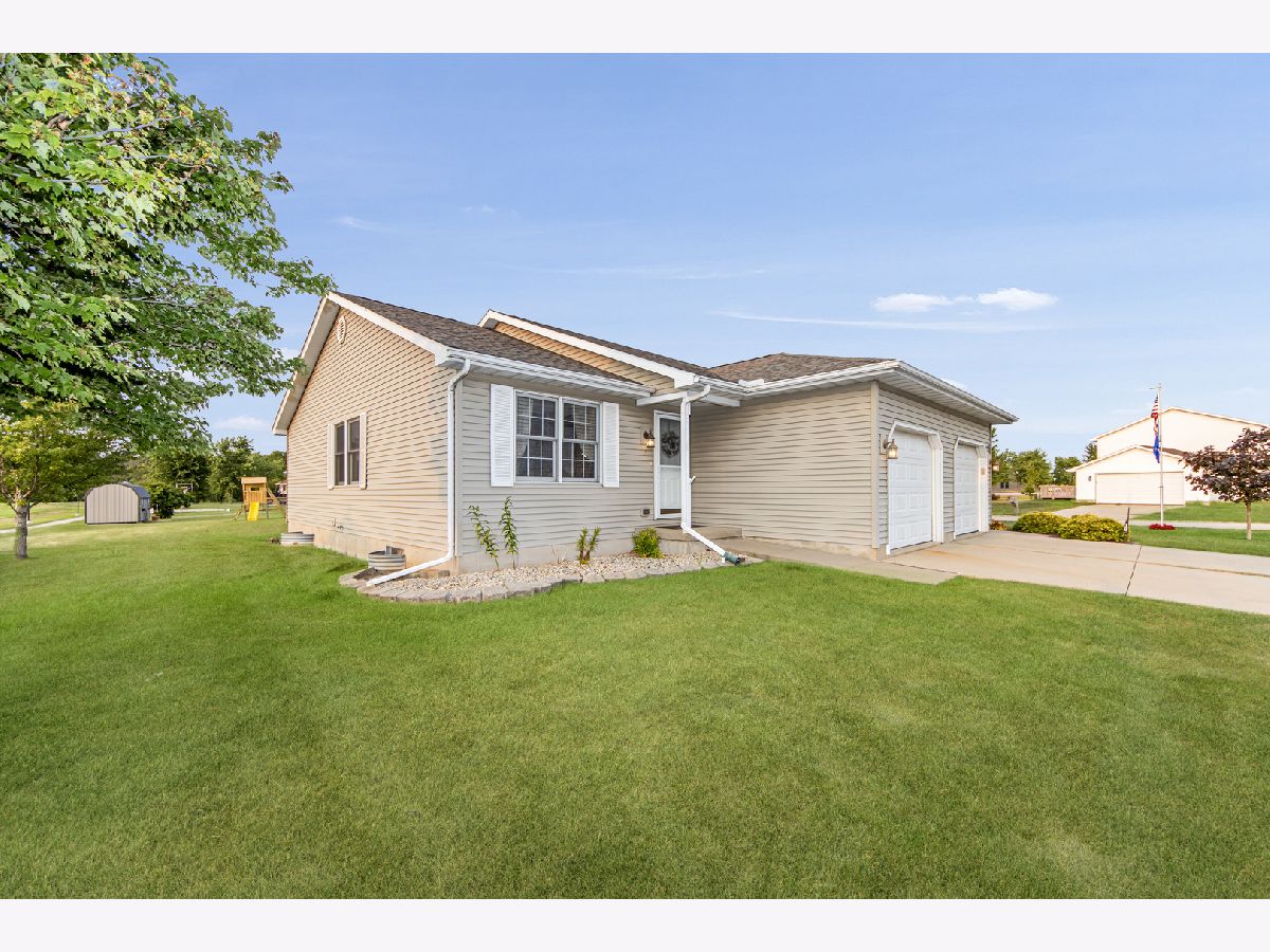  Sold Wenona Illinois, 14 Westmount