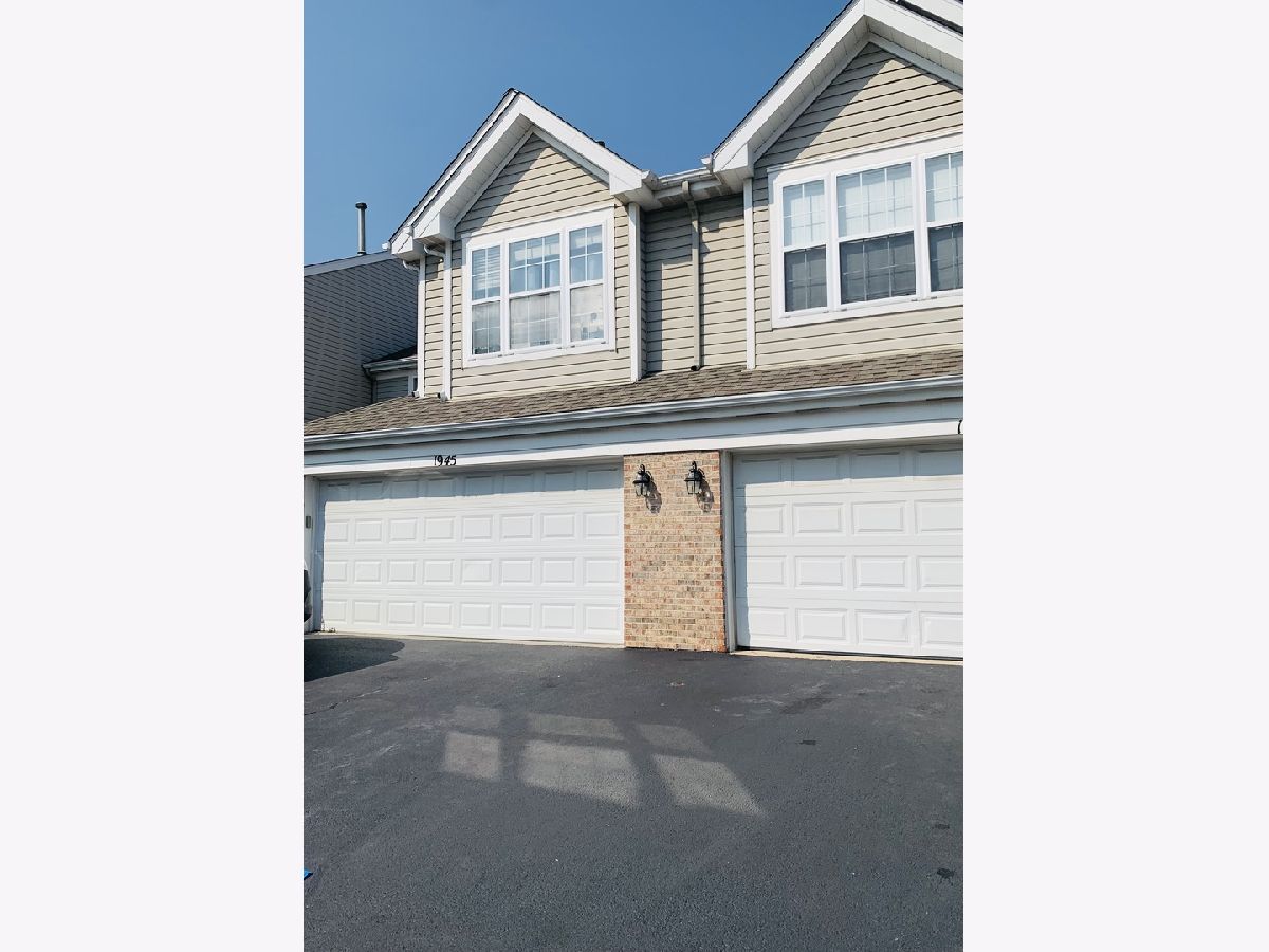 Townhomes Rented Honey Tree Naperville Illinois, 1945 Town