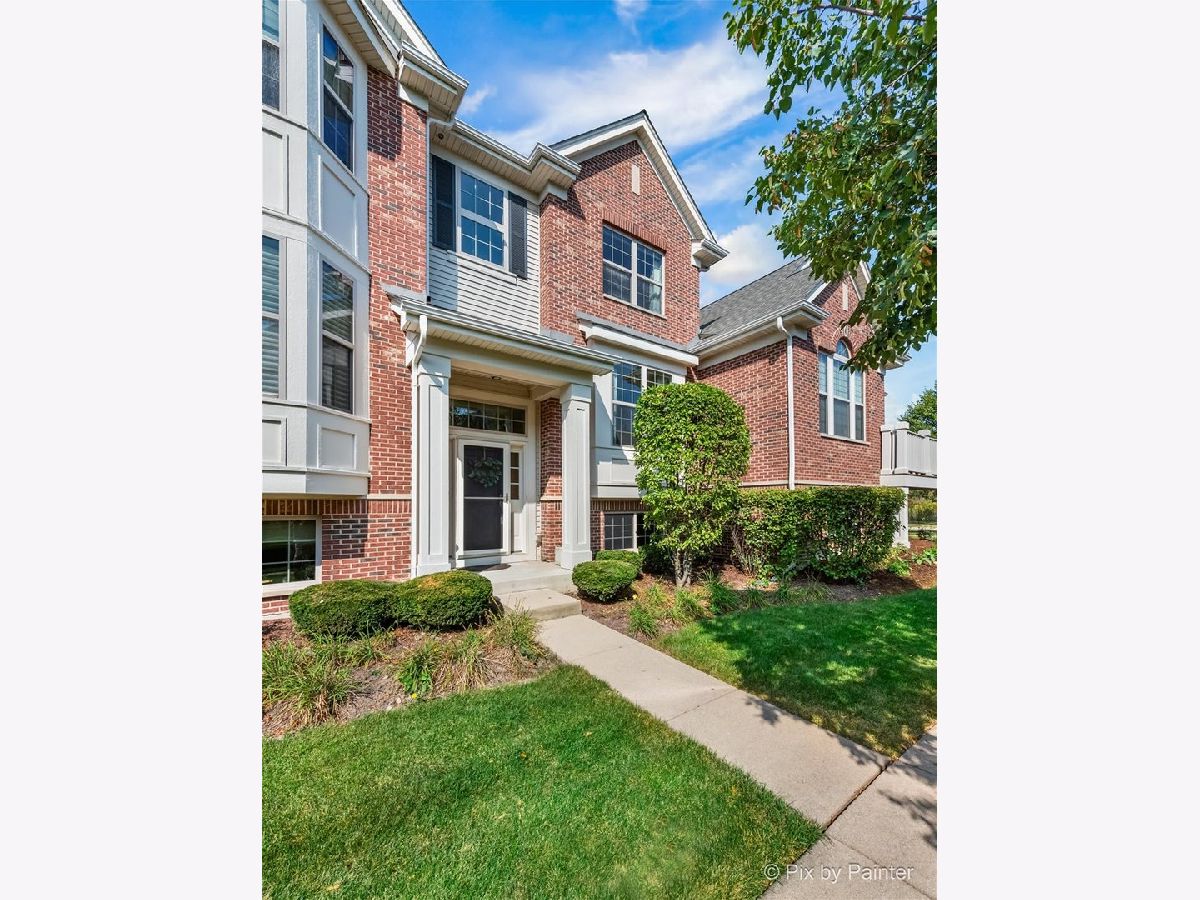 Townhomes Sold Shelburne Crossing Winfield Illinois, 0N094 Woodland
