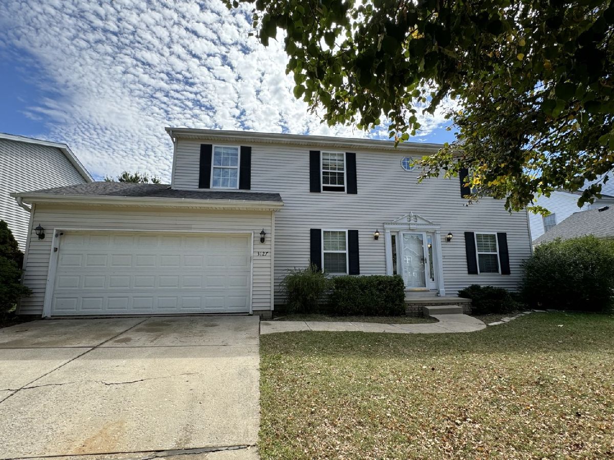 Homes & Condos & Townhomes Sold Eagle Creek Bloomington Illinois, 3127 Eagle Creek