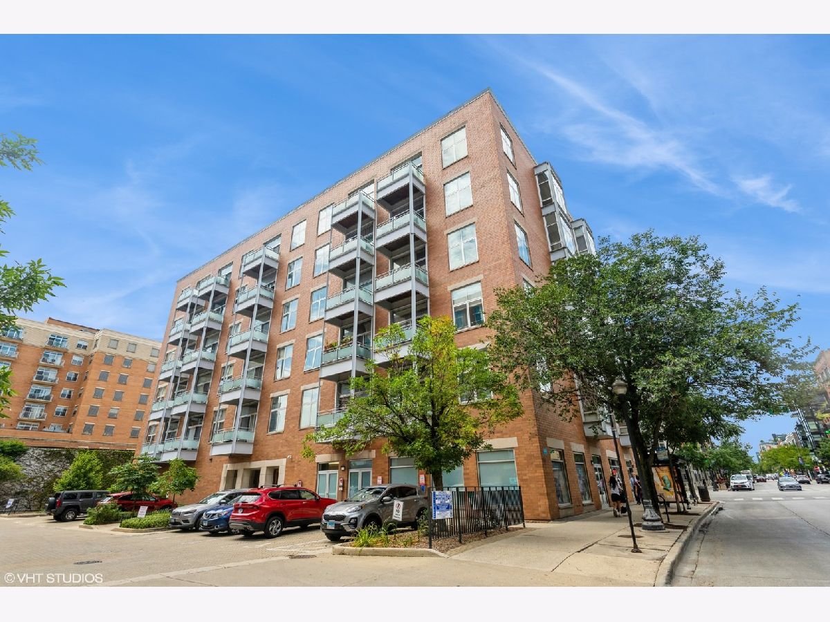 Condos & Townhomes Rented The Madison Chicago Illinois, 949 Madison