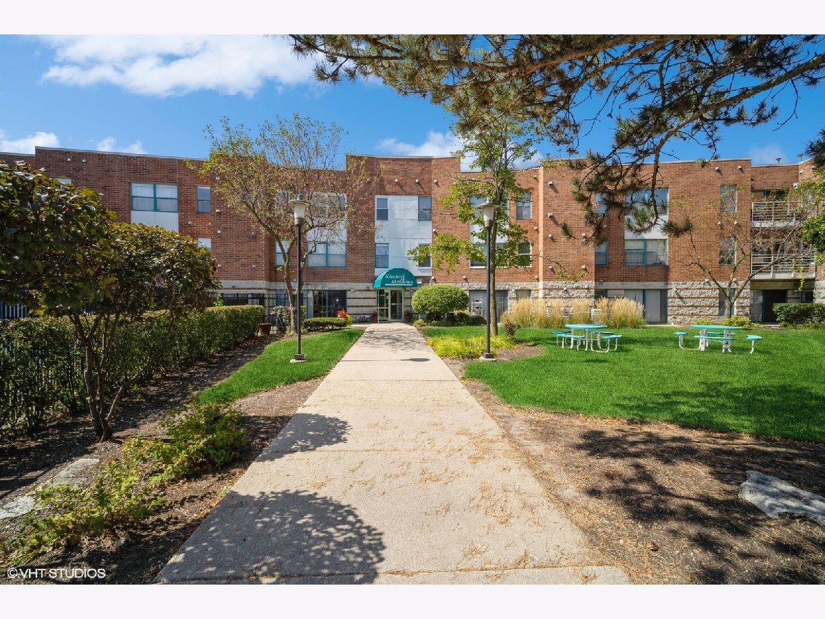 Condos & Townhomes & Homes Sold Kirchoff Meadows Rolling Meadows Illinois, 3265 Kirchoff