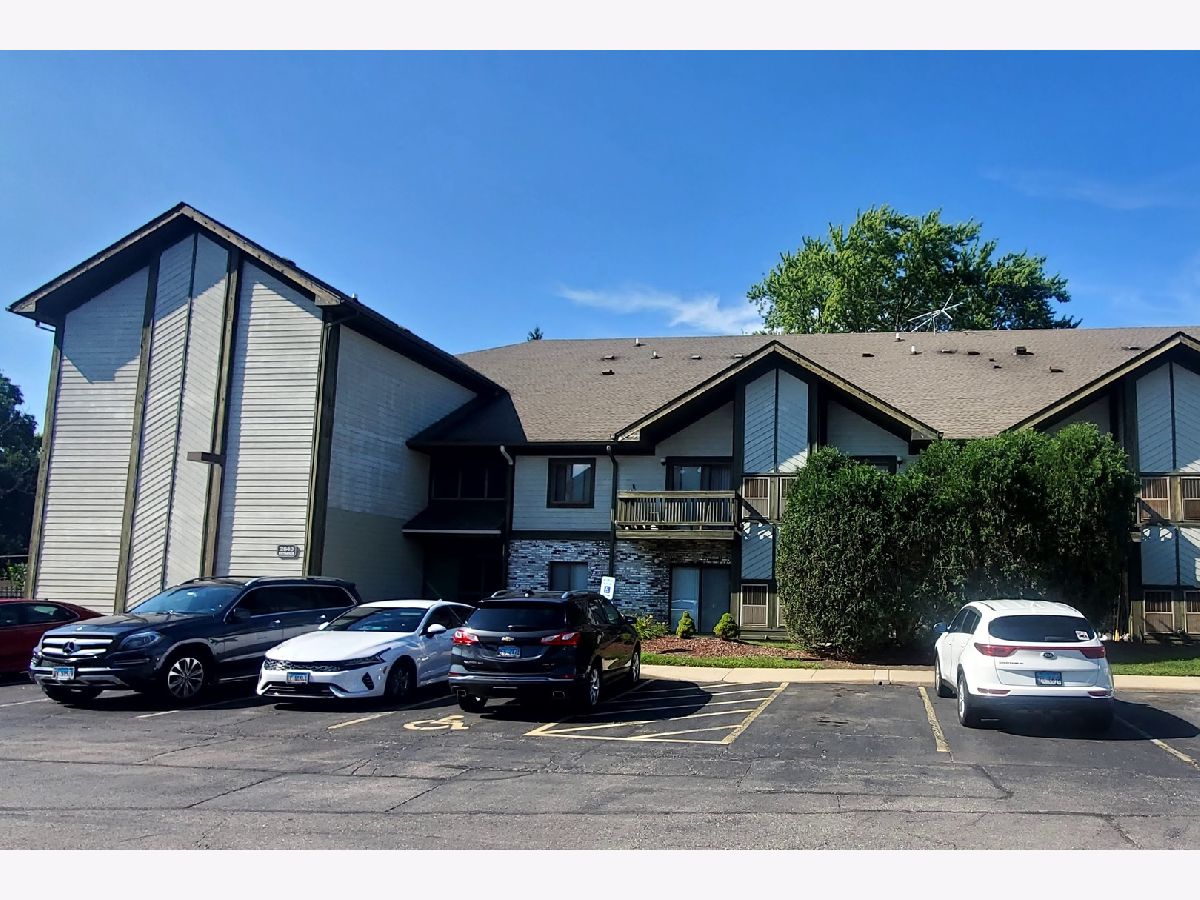 Condominiums Sold Willow Wind Waukegan Illinois, 2640 Delany